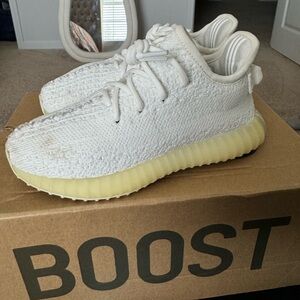 Kids YEEZY Boost 350, Size 10